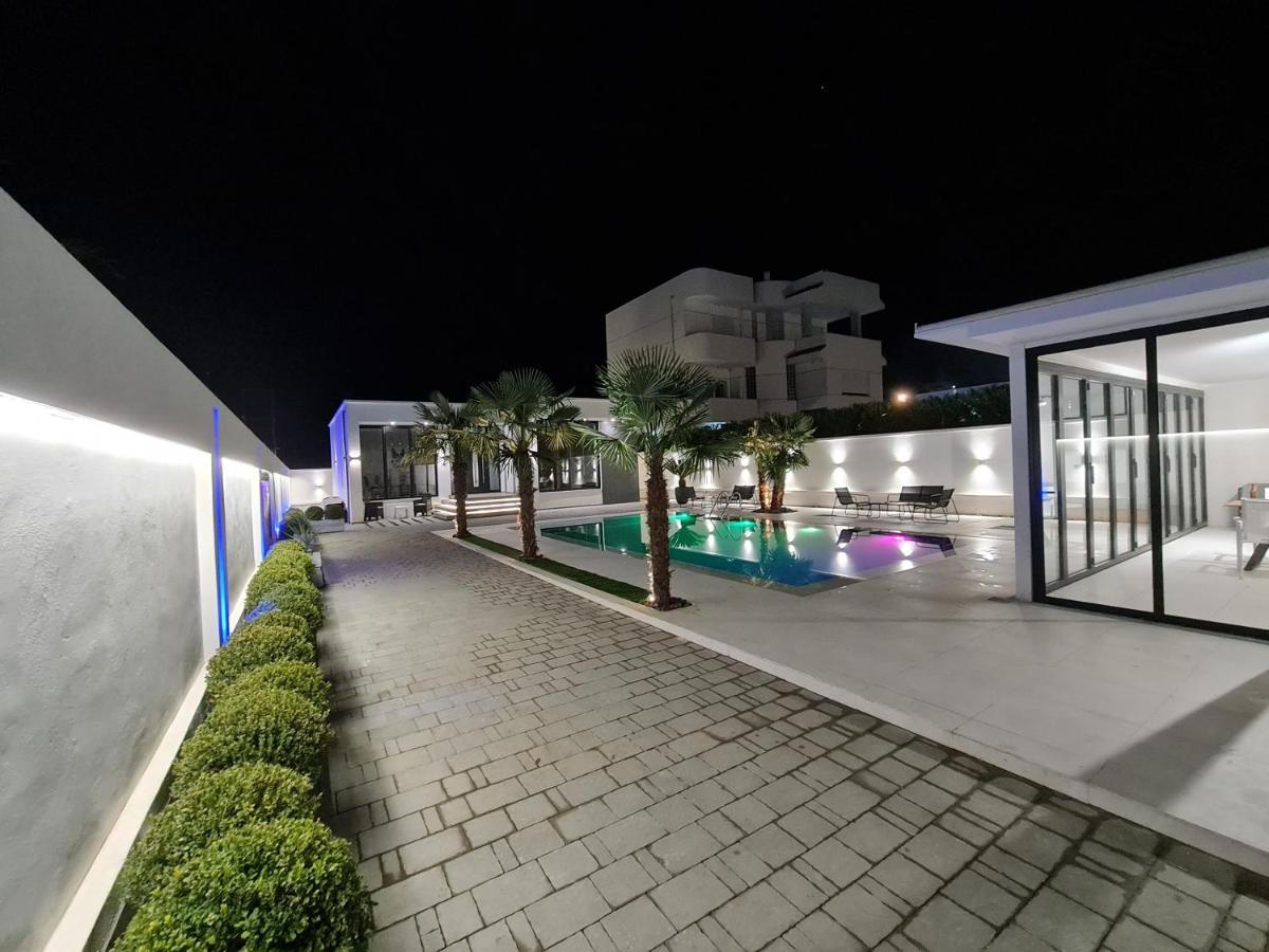 Lt Luxury Villa Rrushkull  Luaran gambar