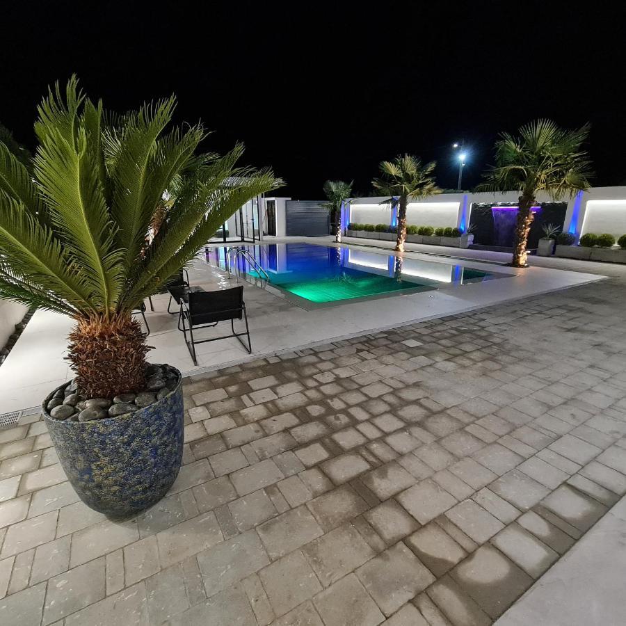 Lt Luxury Villa Rrushkull  Luaran gambar